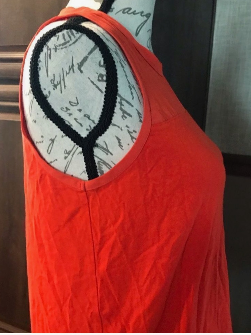Vince Camuto Bright Red Sleeveless Layered Chiffon Top - Picture 2 of 10